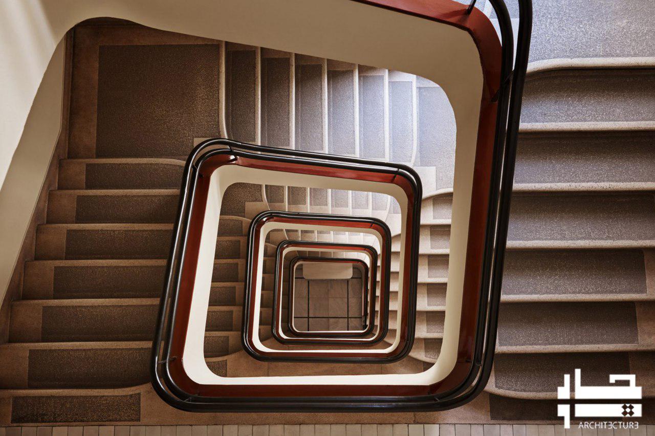 طراحی معماری راه پله و آسانسور